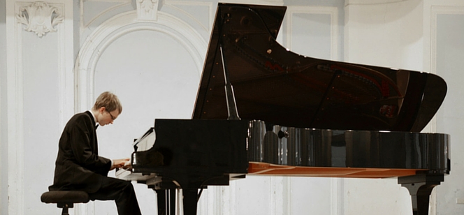 Build A Piano Repertoire